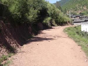 進村道路