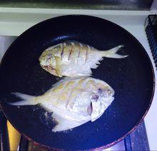 香煎鯧鯿魚