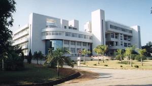 Huaqiao University