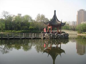 上海和平公園九曲橋、湖心亭