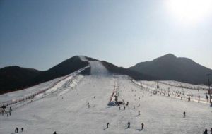 堯山滑雪樂園