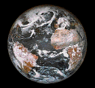克萊門汀號太空船繞月球軌道運行時拍攝的