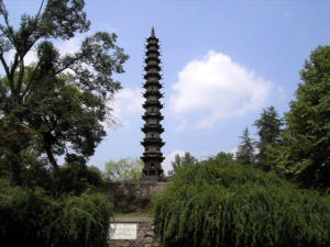 湖北玉泉山玉泉寺鐵塔