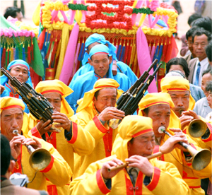 （圖）安丘青雲山民俗遊樂園