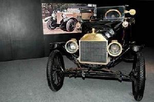 1916年福特T型車