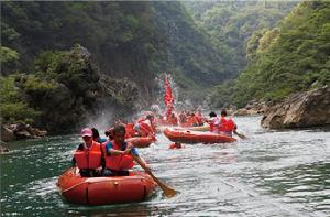 荔波水春河