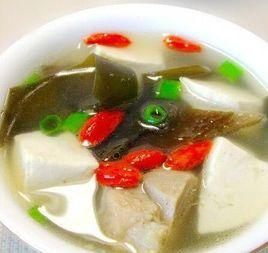 海帶排骨豆腐湯