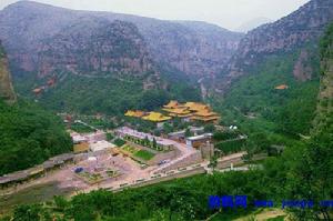 靈山寺全景