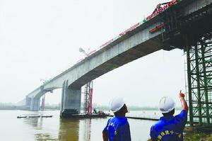 漢宜鐵路沉湖漢江特大橋