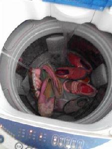 洗鞋機
