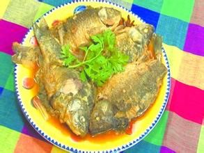 肉餡鯽魚