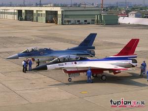 日本F-2支援戰鬥機