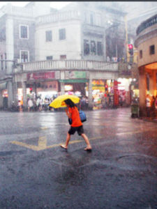 滂沱大雨