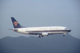 波音737-300