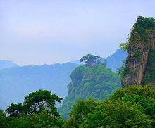 遠眺青龍山