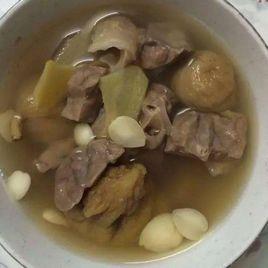 菜乾黃豆骨頭湯