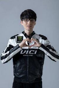 easyhoon[英雄聯盟職業選手]