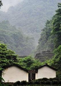 白龍潭村[雲南省曲靖市馬龍縣馬過河鎮白龍潭村]