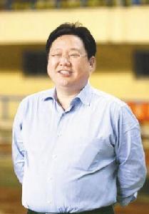 徐明[實德集團、實德俱樂部原董事長]