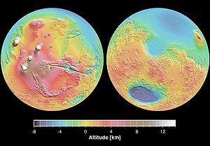 使用火星全球探勘者號上的火星衛星雷射測高儀資料繪製的火星地形圖