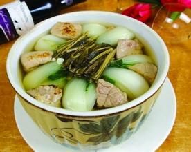 魚腥草蜜棗煲豬肺湯