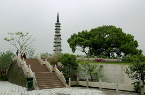 遼陽市白塔公園