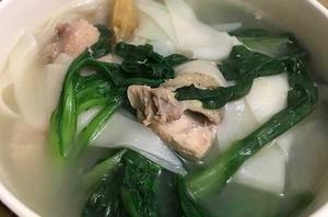 茼蒿雞肉湯