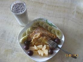 花生西多士和麥香牛奶