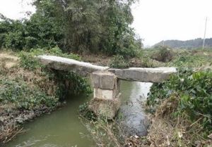 郭家石橋遺址