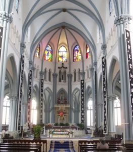 上海露德聖母天主教堂教堂內景