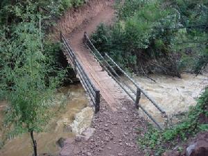 臘日地村村內橋樑