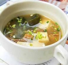 木魚海帶豆腐湯