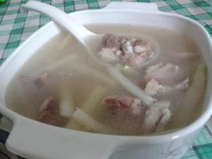 蘆筍排骨湯