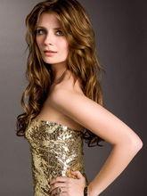 Mischa Barton 飾 Sonja Stone