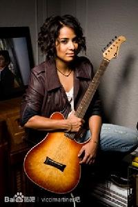 Vicci Martinez