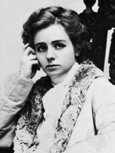 Maude Adams