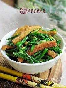 韭菜苔炒豆腐