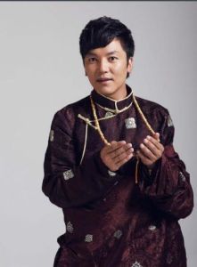 索朗扎西[藏族歌手]