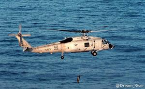 SH-60F投放拖曳聲納