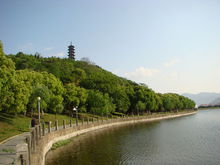 東谷湖