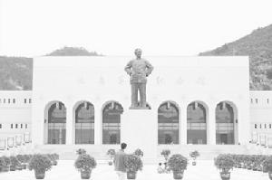 延安革命紀念館新館外景。新館建設吸收了陝北民居的建築元素