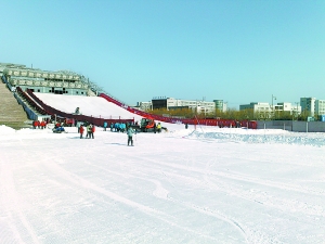 屋頂滑雪場