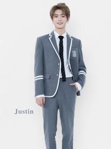 Justin（黃明昊）