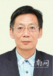 張力[雲南大學副校長、黨委常委]