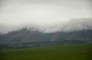 翻山雲