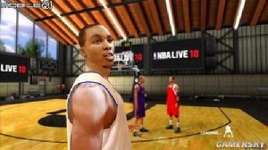 《NBA LIVE 10》