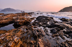 鹽洲島