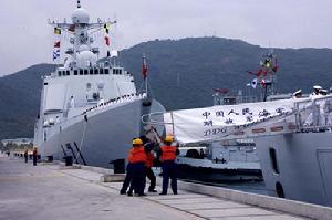 （圖）中國海軍護航艦艇編隊