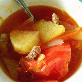 西紅柿土豆牛肉湯 西紅柿土豆牛肉湯