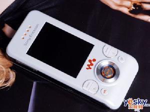 索尼愛立信（Sony Ericsson） W580C